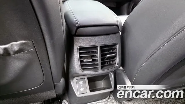 Kia Seltos — Фото автомобиля 28