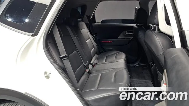Kia Niro — Фото автомобиля 11