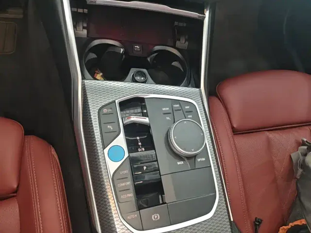 BMW i3 — Фото автомобиля 13