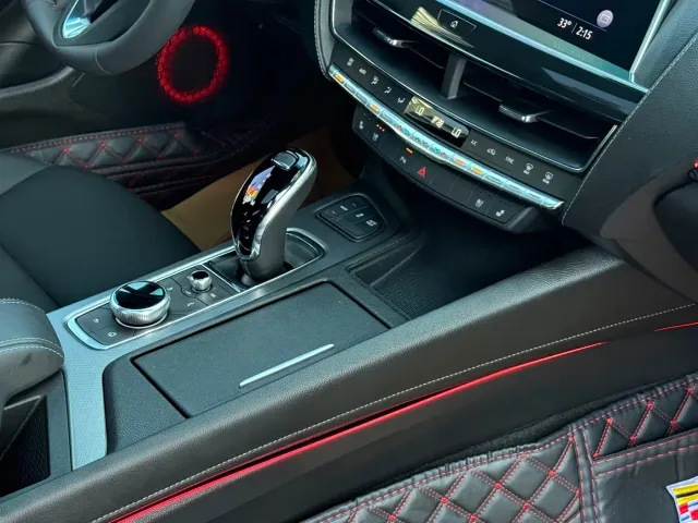 Cadillac CT5 — Фото автомобиля 14