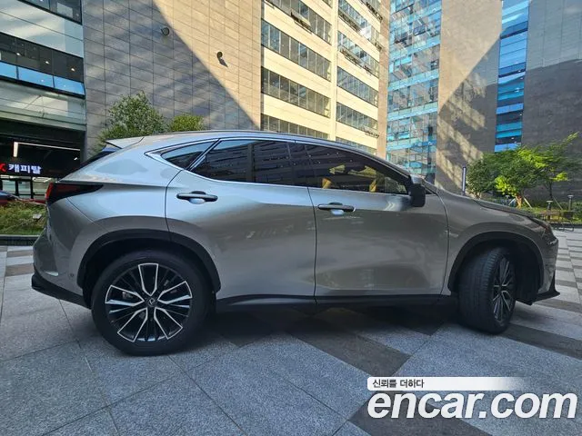 Lexus NX 2nd Gen — Фото автомобиля 2