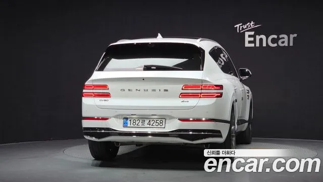 Genesis GV80 2.5T Бензин AWD — Фото автомобиля 4