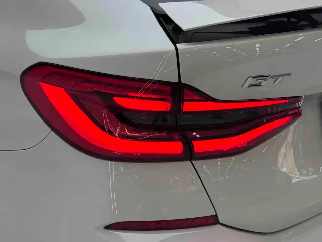 BMW 6 Series Gran Turismo — Фото автомобиля 16
