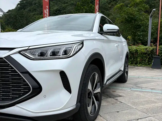 BYD Song PLUS — Фото автомобиля 17
