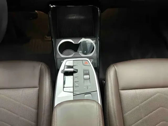 BMW X1 — Фото автомобиля 11