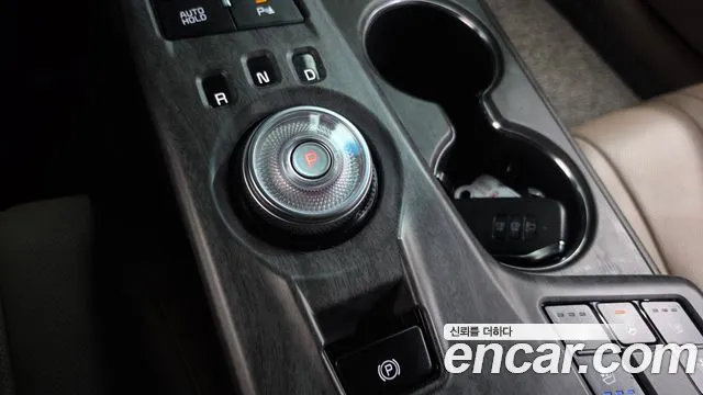 Kia K8 Hybrid — Фото автомобиля 12