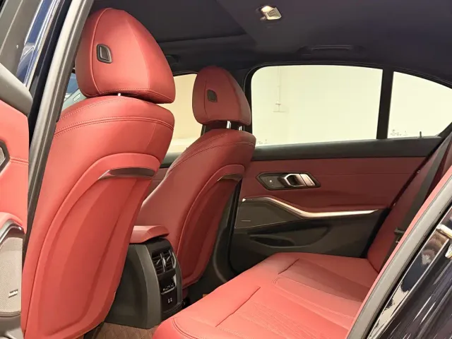 BMW 3 Series — Фото автомобиля 25