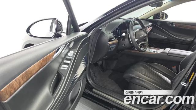 Genesis G80 Бензин 3.5 турбо AWD — Фото автомобиля 10