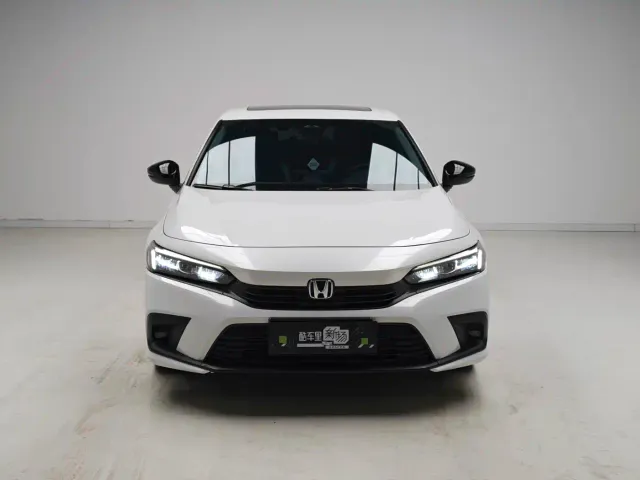 Honda Civic — Фото автомобиля 2