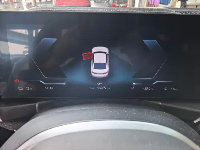 BMW i3 — Фото автомобиля 7