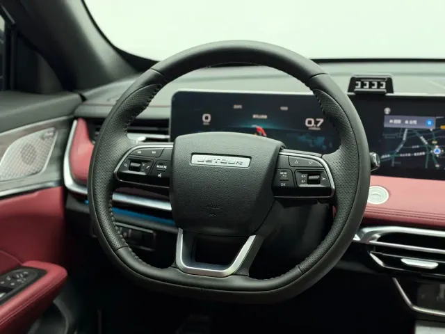 Jetour X70 Plus — Фото автомобиля 11