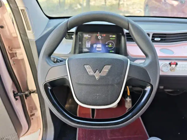 Wuling Hongguang Mini EV — Фото автомобиля 10