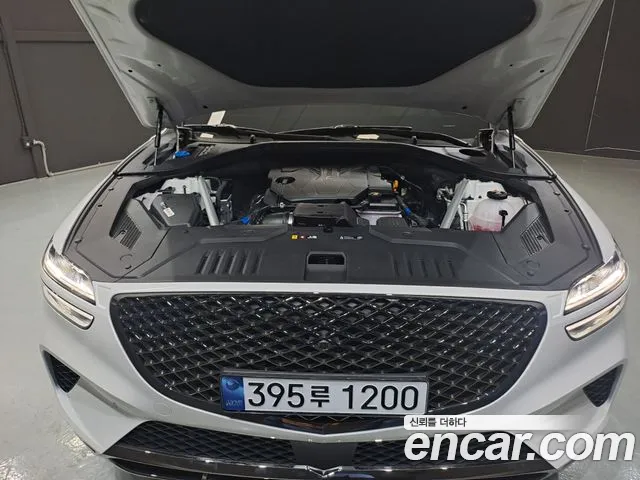 Genesis GV70 — Фото автомобиля 5