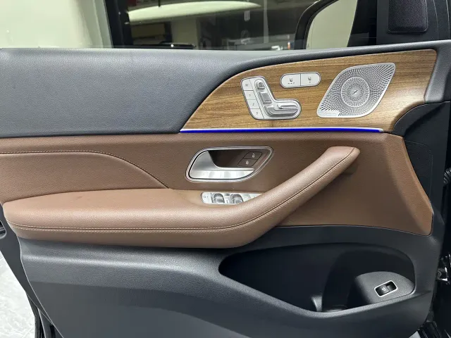 Mercedes-Benz GLE-Class — Фото автомобиля 21