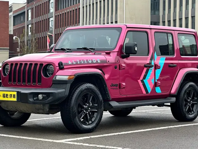 Фотография автомобиля — Jeep Wrangler