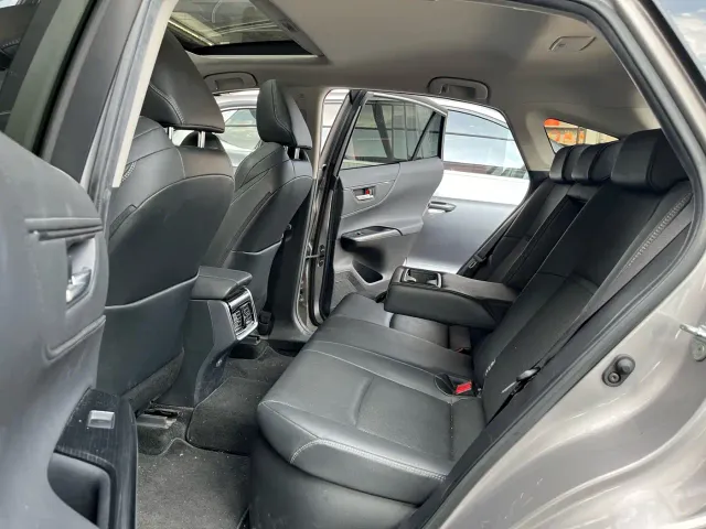 Toyota Venza — Фото автомобиля 12