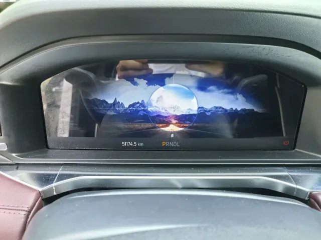 Ford Explorer — Фото автомобиля 10