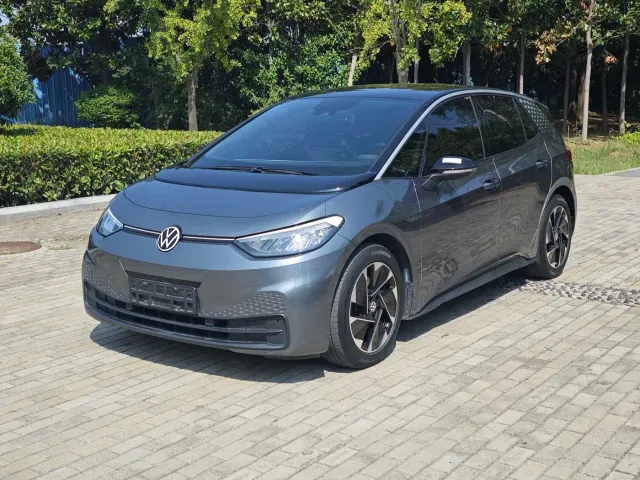 Volkswagen ID.3 — Фото автомобиля 2