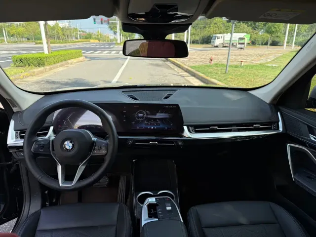 BMW X1 — Фото автомобиля 15