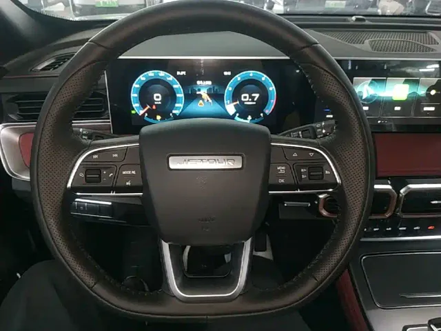 Jetour X70 Plus — Фото автомобиля 10