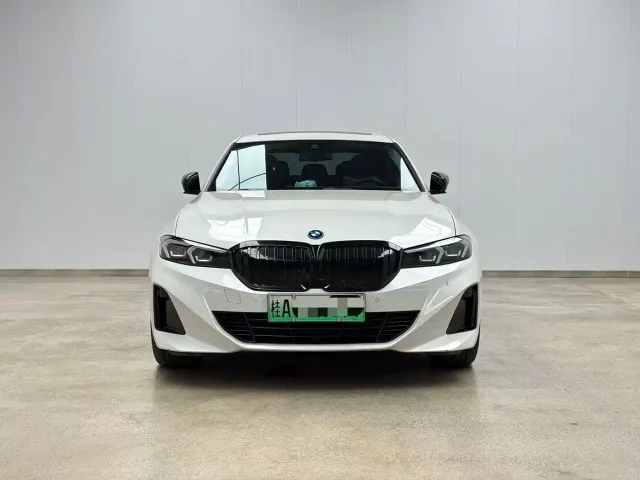 BMW i3 — Фото автомобиля 2