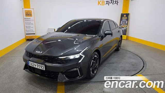 Фотография автомобиля — Kia K5 Generation 3