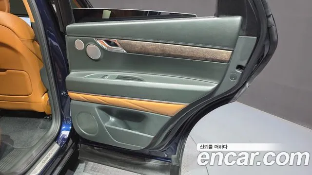 Genesis GV80 — Фото автомобиля 14