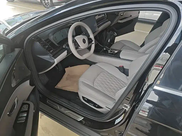 BYD Han — Фото автомобиля 14