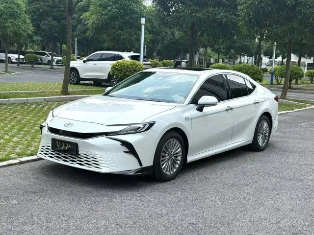 Фотография автомобиля — Toyota Camry