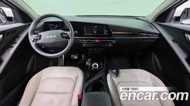 Kia Niro The All New Niro Signature — Фото автомобиля 7