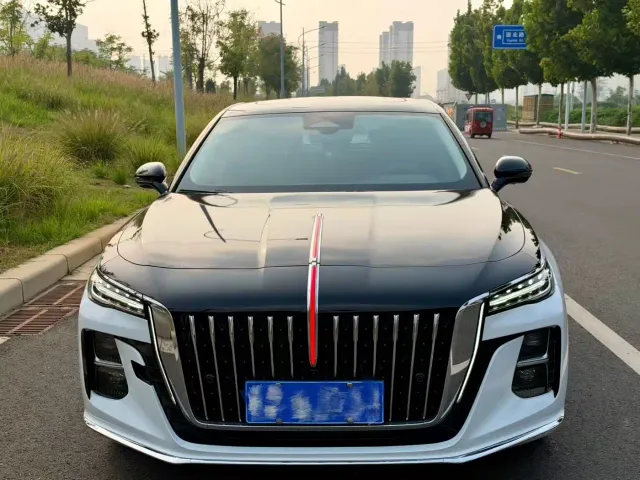 Hongqi H5 — Фото автомобиля 2