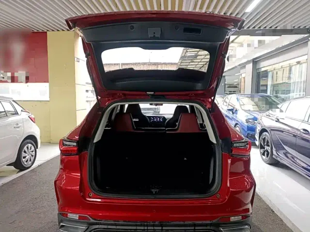 Changan Oushang X5 — Фото автомобиля 18