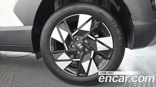 Hyundai Kona Kona (SX2) Бензин 1.6 турбо 2WD — Фото автомобиля 19
