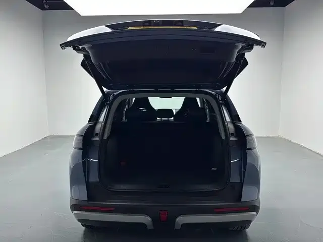 BYD Hai Shi 07 DM-i — Фото автомобиля 16