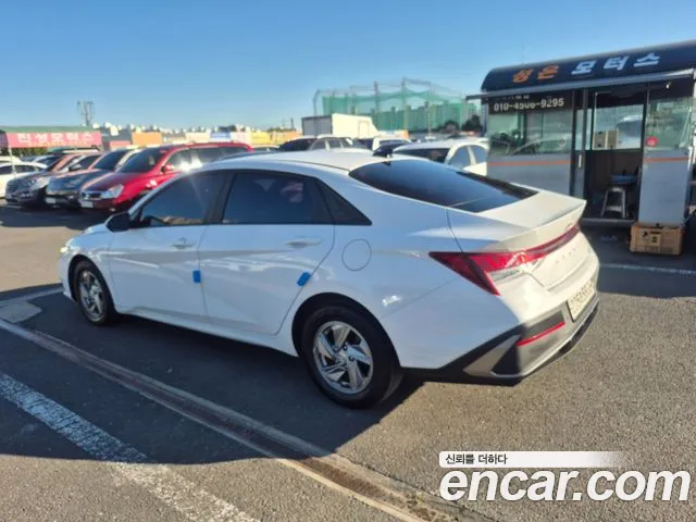 Hyundai Avante CN7 — Фото автомобиля 4