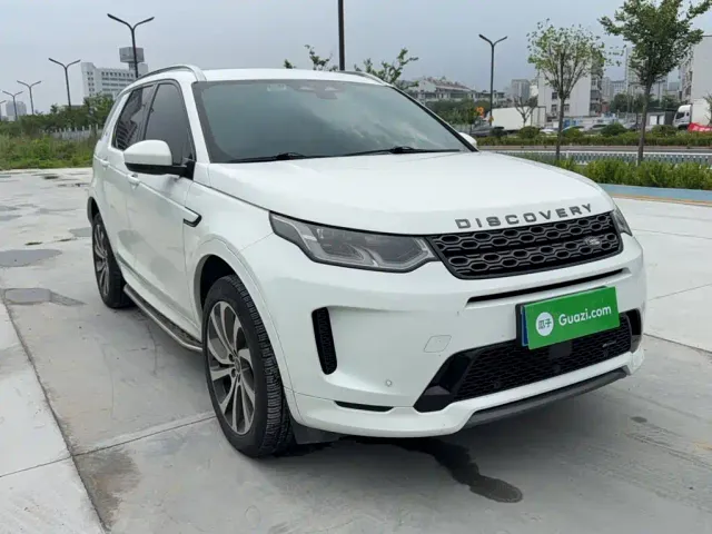 Land Rover Discovery Sport — Фото автомобиля 12