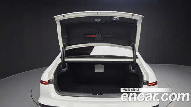 Hyundai Grandeur GN7 — Фото автомобиля 23