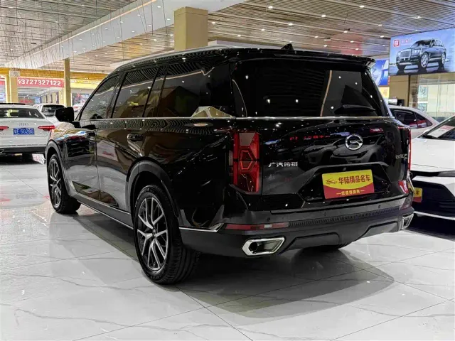 GAC Trumpchi GS8 — Фото автомобиля 4