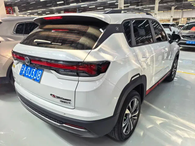Changan CS35 Plus — Фото автомобиля 5