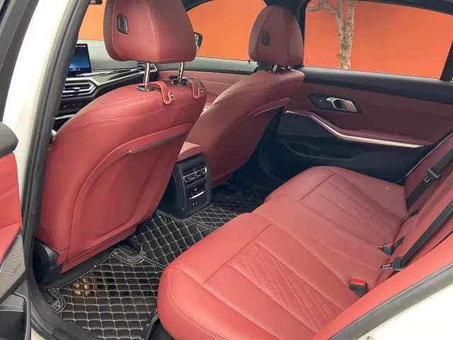 BMW 3 Series — Фото автомобиля 6