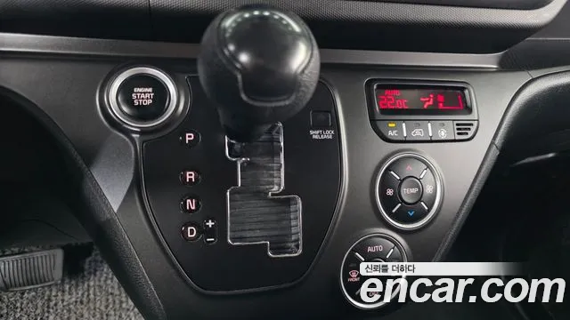 Kia RAY Новый Kia Ray Фургон — Фото автомобиля 9