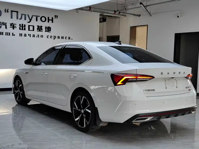 Skoda Octavia — Фото автомобиля 4