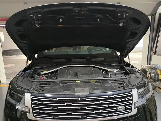 Land Rover Range Rover — Фото автомобиля 3