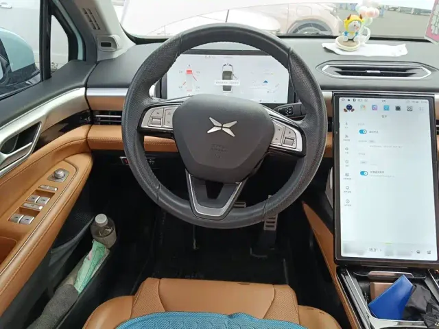 Xpeng P5 — Фото автомобиля 11