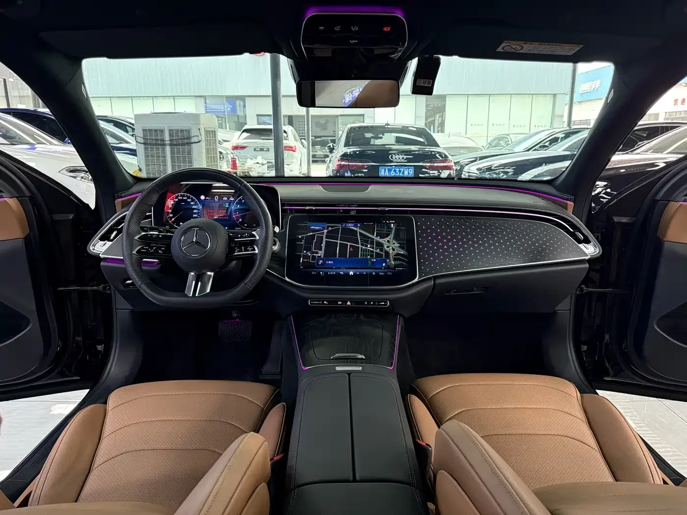 Mercedes-Benz Mercedes-Benz E-Class 2024 E 300 L Fashion Sport — Фото автомобиля 13