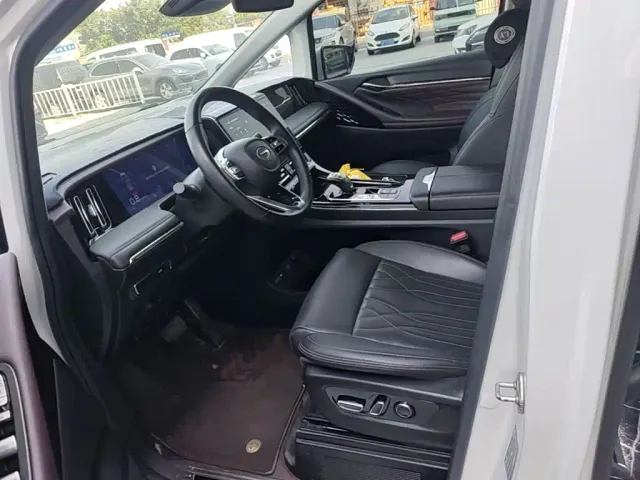 GAC Trumpchi M8 — Фото автомобиля 14