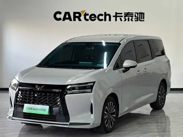 Фотография автомобиля — Wuling Starlight 730