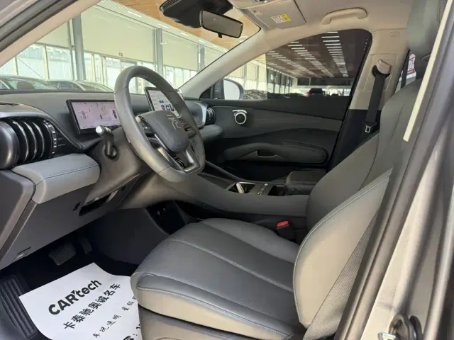BYD Yuan PLUS — Фото автомобиля 13