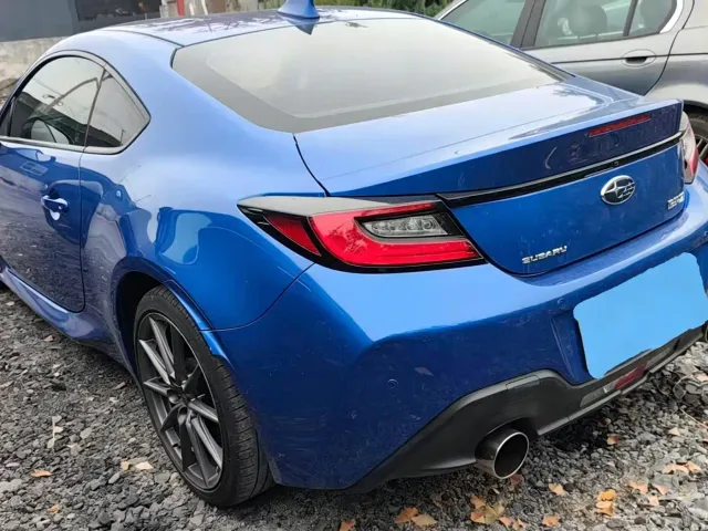 Subaru BRZ — Фото автомобиля 6