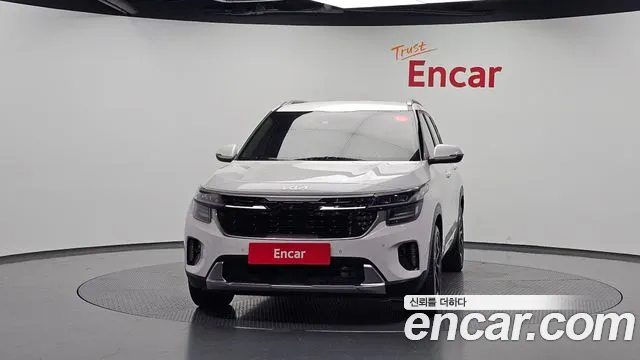 Kia Seltos — Фото автомобиля 3